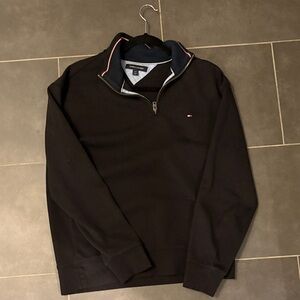 Tommy Hilfiger Men's Black Quarter zip Sweater